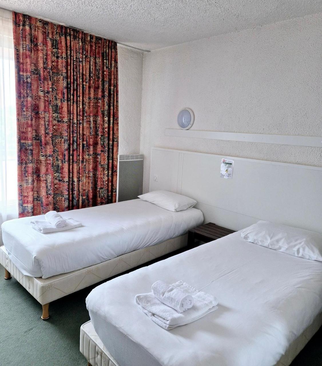 Hotel Le Challans Exterior foto